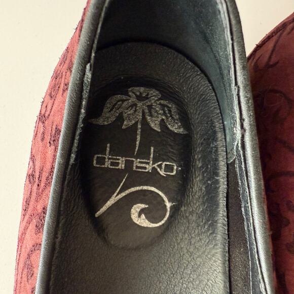 Dansko Olivia Claret Emboss Nubuck Round Toe Comfort Loafer Shoes EU 40 US 9 9.5 - Picture 7 of 9